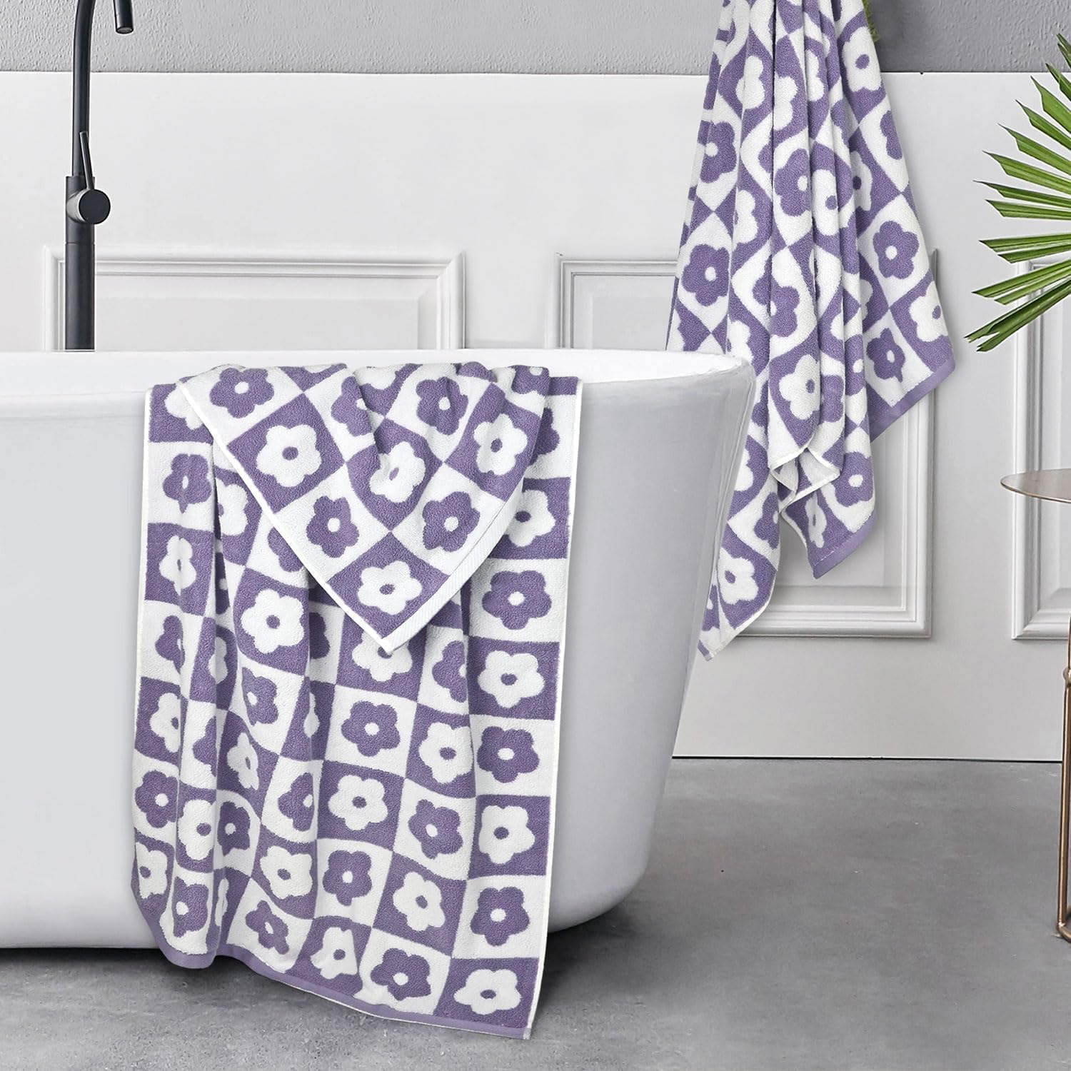 Jacquotha 2-Pieces Luxury Bath Towels Checkered Floral, Pink Towels for Women Girls Shower Body 27.5x55 Inches, Bathroom Decor & Pool Days, Cotton