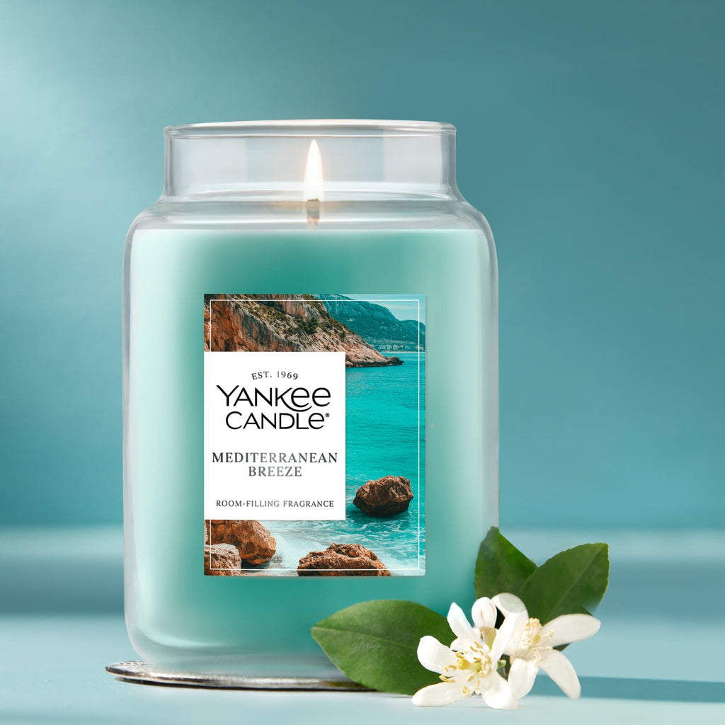 Yankee Candle Mid Summer's Night, Scented Candle, 22oz Large Jar with up to 150 Hour Burn, Giftable