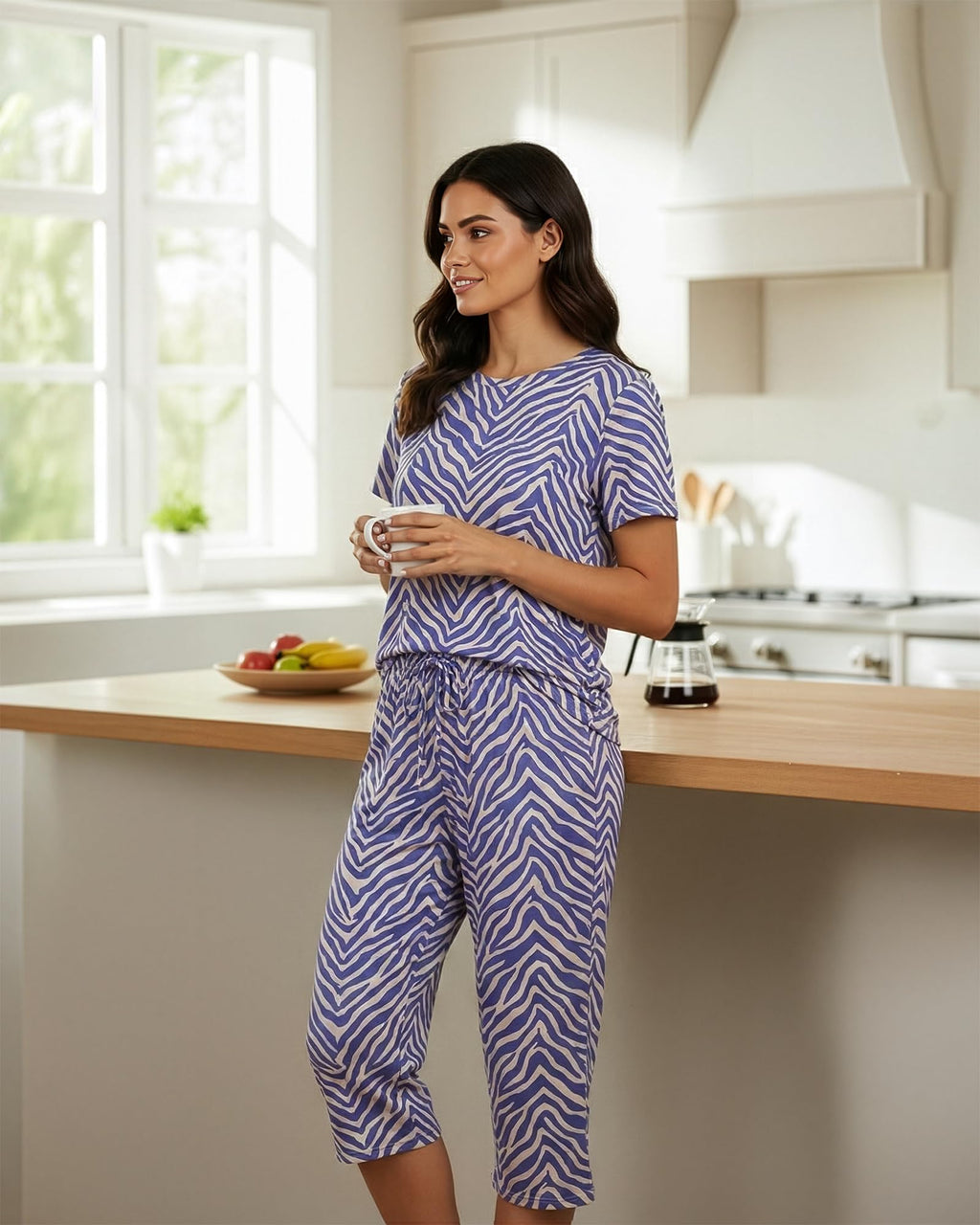 Real Essentials 2 Pack: Womens Pajamas Short Sleeve Sleepwear Tops and Capri Pants Pjs Print Pajama Sets (Available In Plus)